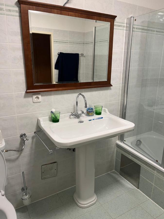 Glanz-Zeit-Apartment Glanz an der Weinstrasse Ngoại thất bức ảnh